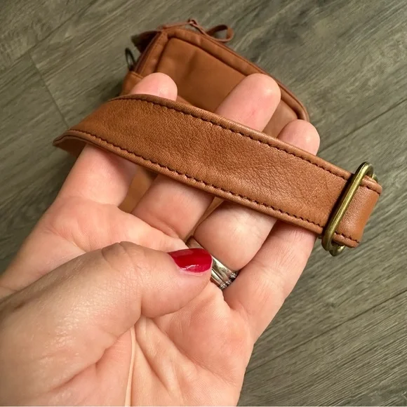 LL Bean | Vintage Leather Shoulder Bag Crossbody - Picture 3 of 9